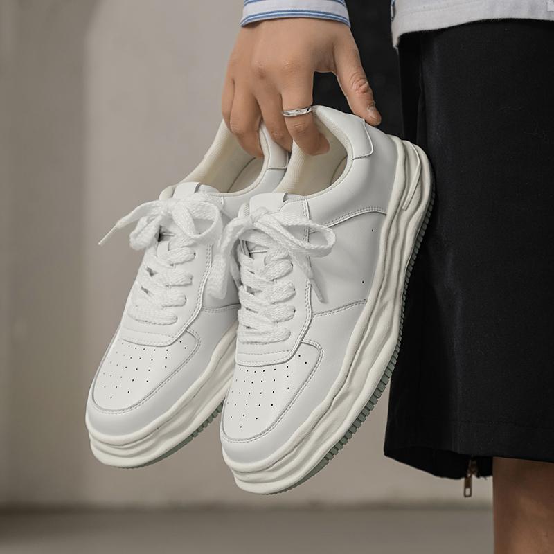 Модные мужские повседневные белые туфли в корейском стиле из натуральной дышащей кожи, кроссовки для активного отдыха, молодежная уличная обувь, chaussure