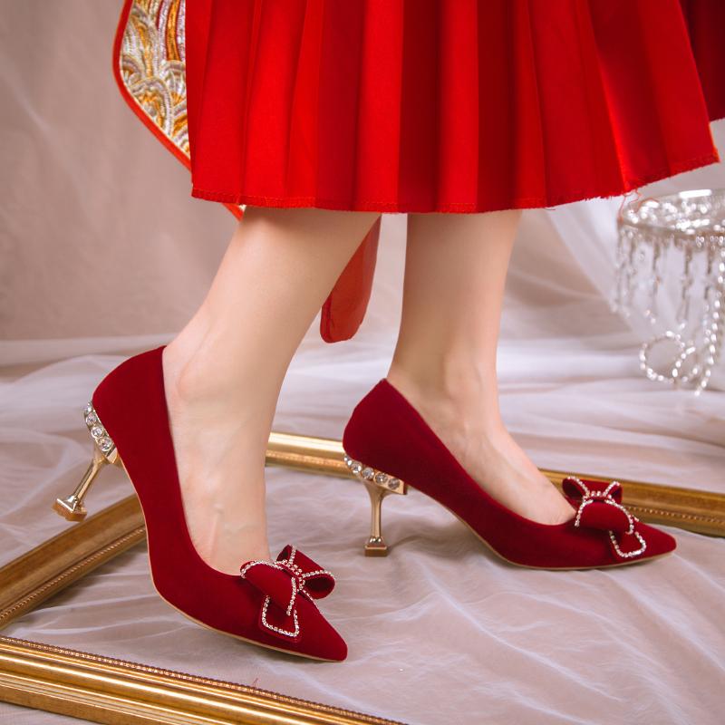 2024 Весна и Осень Новые Заостренные Стразы Бантик Стиль Женские Свадебные Туфли Удобные и Модные Женские Туфли