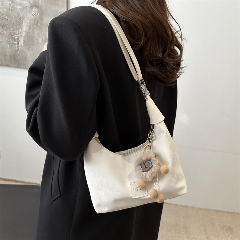 Chic Pu Material Shoulder Pillow Handbag For Women With Unique Design And Soft Feel