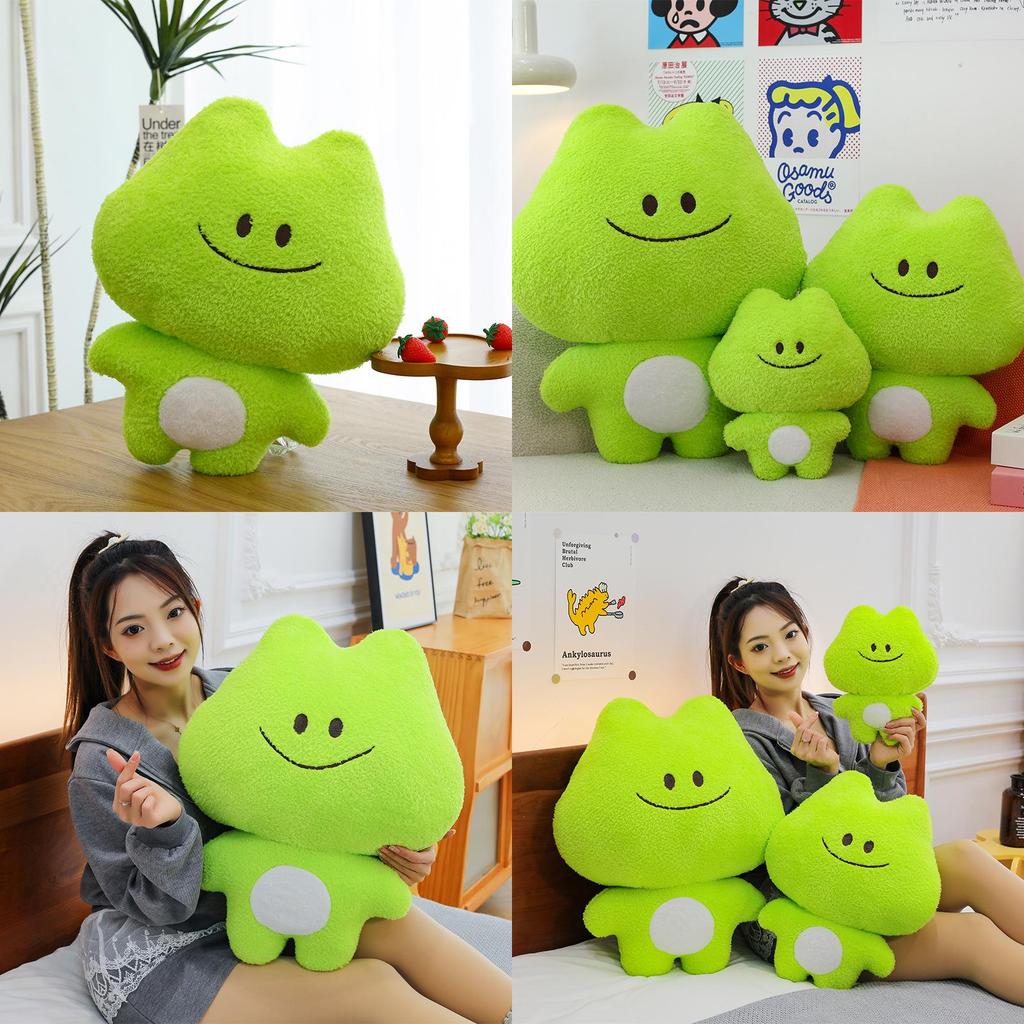 Cartoon Frog Plushie With Short Pile Material For Birthday Gift