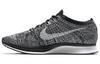 Flyknit Racer Oreo 2 526628-012
