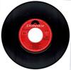 7-дюймовая пластинка BEE GEES  Tomorrow Tomorrow  Sun In My Morni 56331 Polydor 1969 UK Rock Б/у