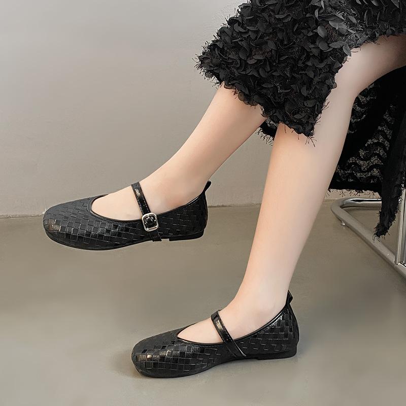 French Flats Silver Single Shoes Women's Summer 2025 New Models with Skirts Light Mouth Mary Jane Shoes Small Leather Shoes Evening Shoes