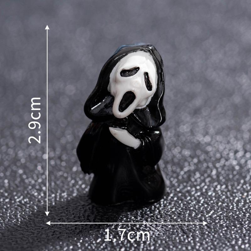 New Movie Monster Chainsaw Horror Killer Clown Resin Crafts Desktop Car Knickknack