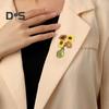 Women Brooch Sunflower Vase Shape Retro Enamel Anti-slip Polished Coat Collar Bag Scarf Hat Decoration Clothes Pin Party Banquet Clothing Jewelrys