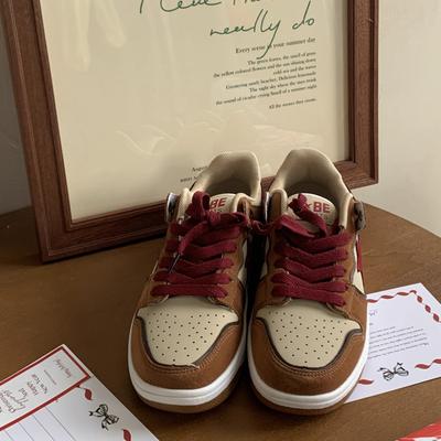 Американские высокие кеды женские 2025 осень новые 2025 прямые продажи контрастный цвет универсальные спортивные ретро трендовые туфли