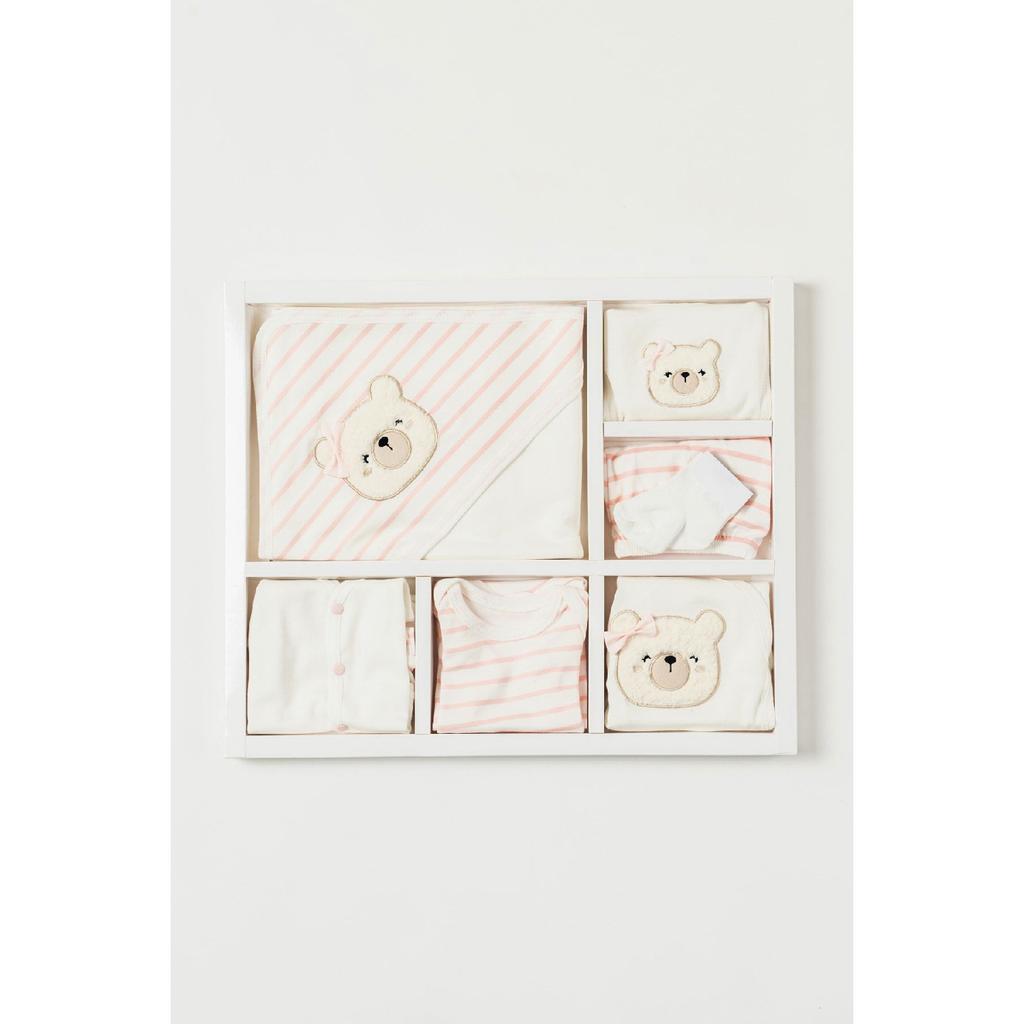 Boxed - Girl's Newborn Clothes 11-piece Hospital Discharge Sets Szene Embroidered 100% Cotton Bodysuit Set