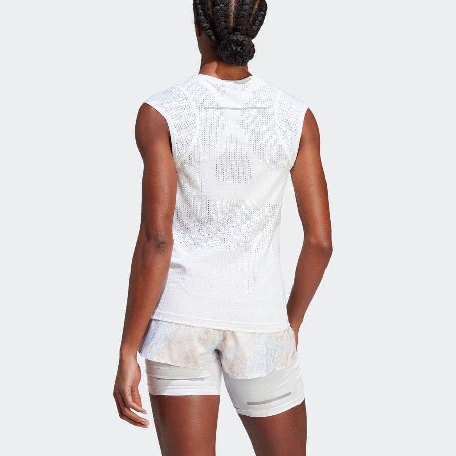 Adidas T Shirts Women's White Crew Neck Moderate Straight Fit HM4319