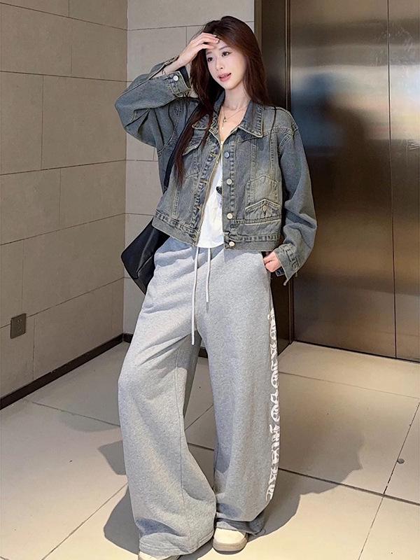 Женская куртка-поло из выстиранного денима в стиле ретро Гонконг - Универсальная короткая куртка свободного кроя на весну/осень