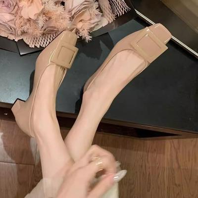 Классическая квадратная пряжка толстый каблук мягкий ветер квадратная головка элегантный темперамент высокий каблук одиночные туфли весна