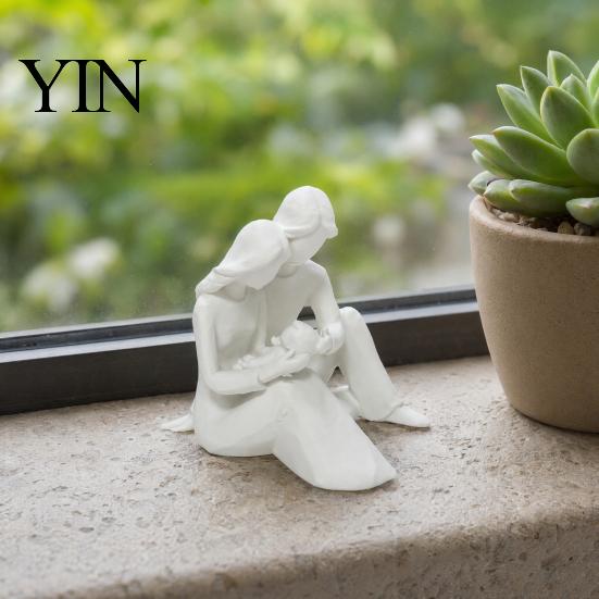 Parent Child Sculpture 3D Printed Family of 3 Sculpture, Modern Father Mother Son Art Piece Figurine, Decorative Statue for Home Office Shelf Elegant