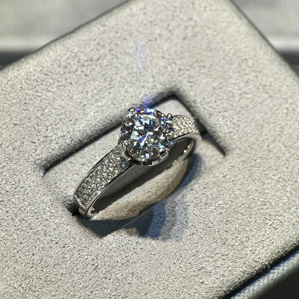 Vinregem Классическое кольцо из 100% стерлингового серебра 925 пробы с бриллиантами круглой огранки 7 мм 1,25 карата 3EX VVS1 D Цвет настоящий муассанит с бриллиантами 2 шт. Свадебные помолвочные украшения