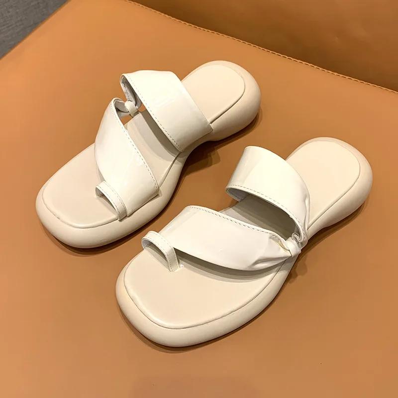 Shoes Ladies' Slippers Cover Toe Platform Luxury Slides Mules for Women Med Pantofle Designer New Flat PU Patent Chaussure