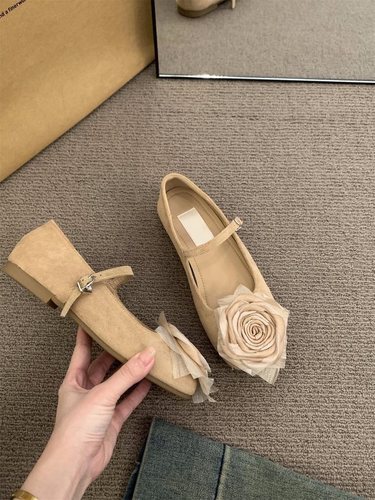 Французские туфли Мэри Джейн на плоской подошве, нежные женские туфли весна-осень 2025 года, новинка, летняя универсальная юбка, вечерние туфли