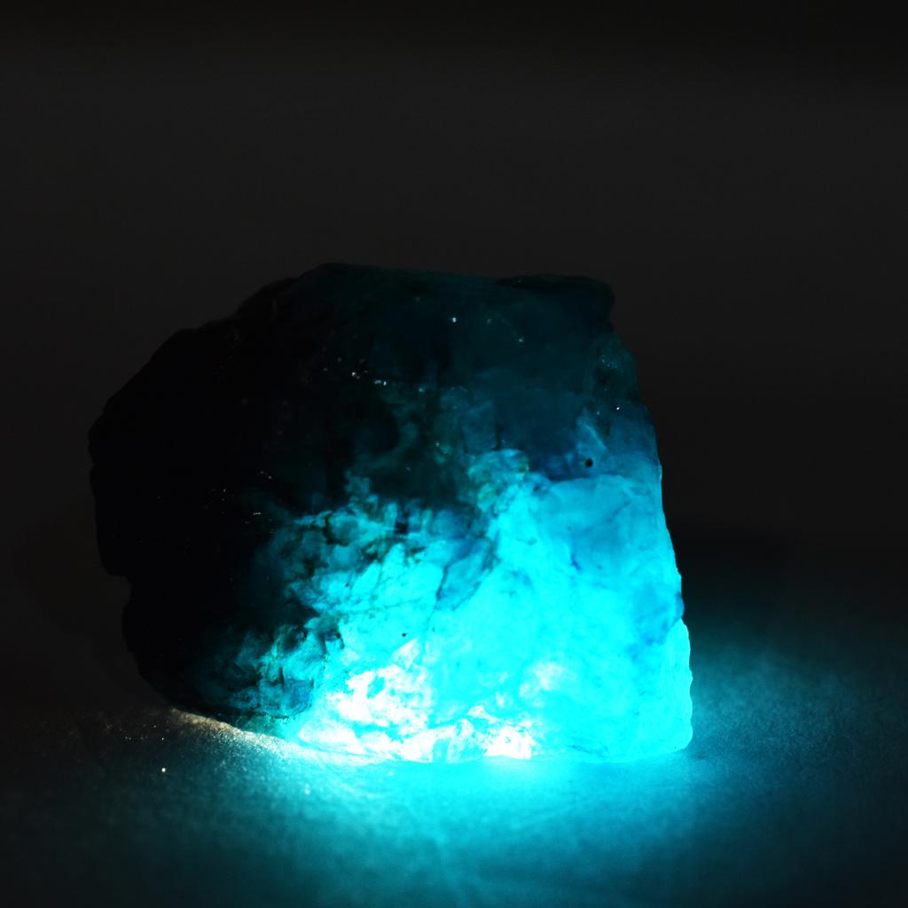 Natural Blue Aquamarine Loose Gemstone 89.89 ct Uncut Rough Raw for Lapidary and Gem Collections