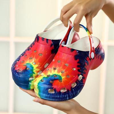 Женские сандалии на высокой платформе с леопардовым принтом 2025 - Толстая подошва, закрытый носок, летний стиль.