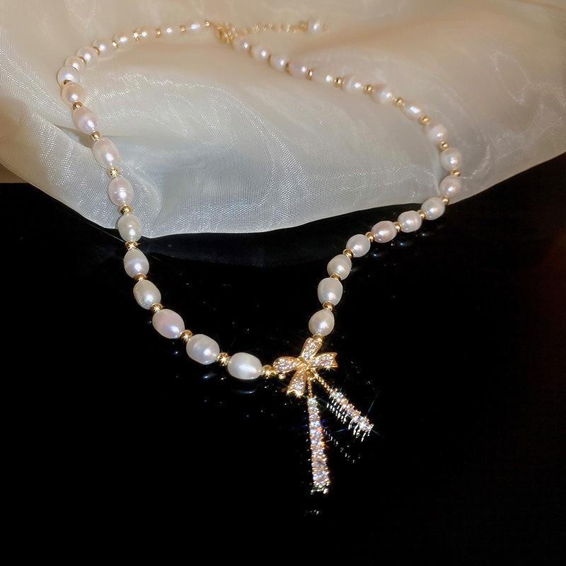 Korean temperament love butterfly pearl fringed necklace fashion collarbone chain versatile item decoration
