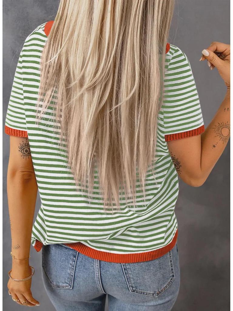 2025 Полосатый контрастный вязаный свитер: Европейский/американский стиль, спущенное плечо, короткий рукав