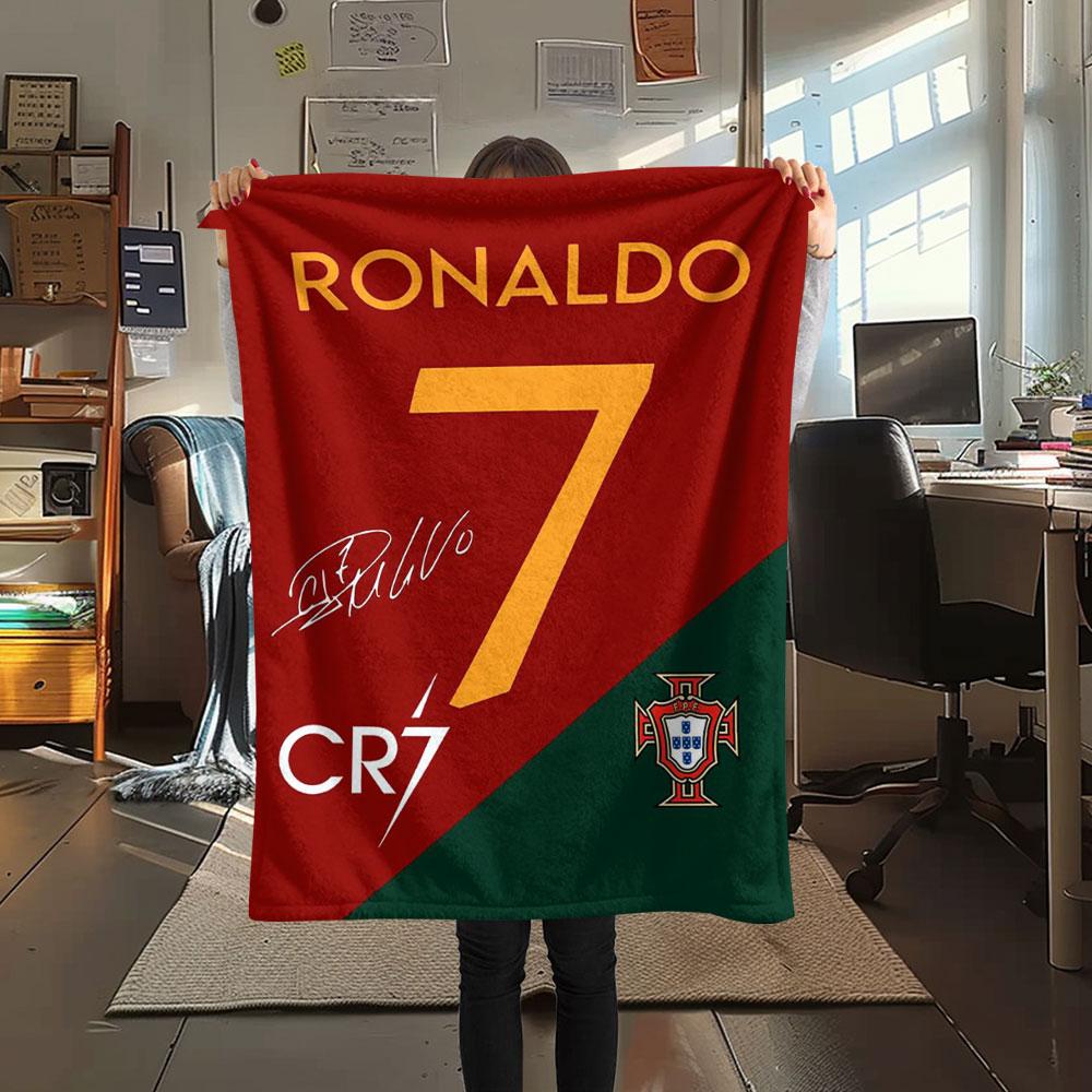 1PC CR7 Cristiano Ronaldo Patterned Flannel Blanket Suitable For All Seasons for Home Decor Warmth and Comfort Gifts Holiday Present