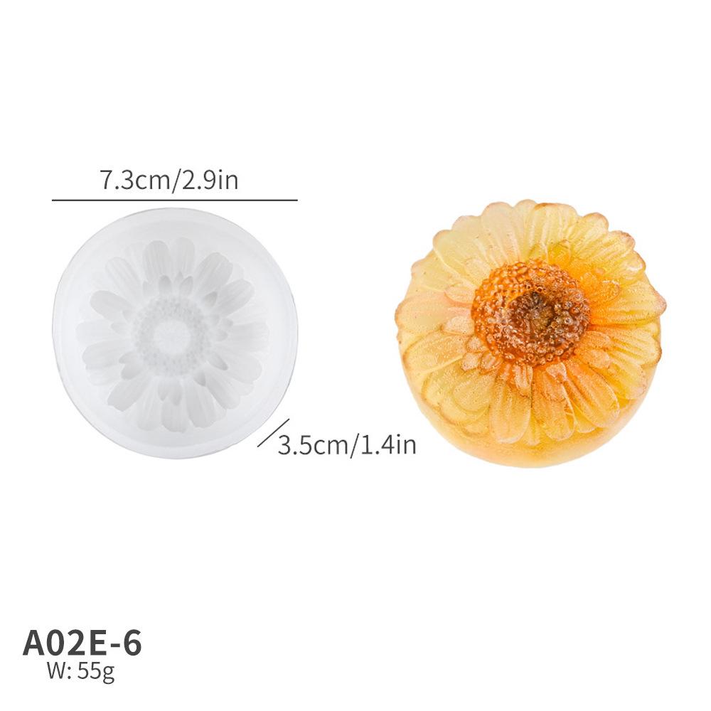 Силиконовая форма для свечи и мыла с ароматом лепестков розы 3D