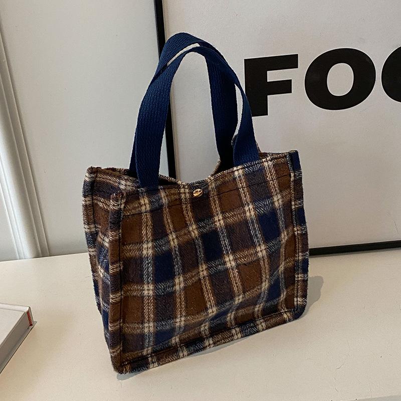 Осенне-зимняя ретро-сумка из шерсти для женщин, новая корейская сумка-тоут, универсальная повседневная сумка большой вместимости на одно плечо для поездок на работу