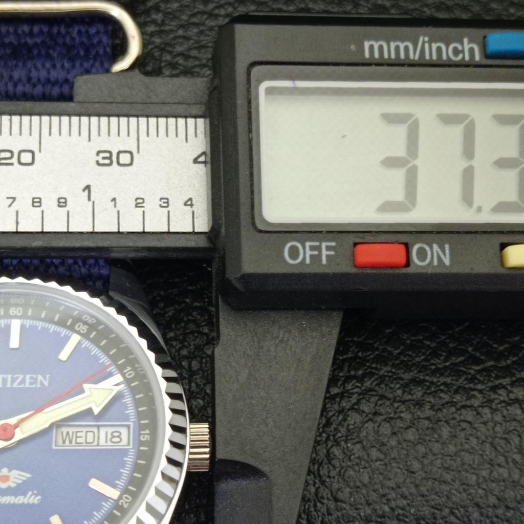 REFURBISHED CITIZEN AUTOMATIC 8200 JAPAN MENS DAY&DATE BLUE DIAL WATCH a432565-2 R112-a432565