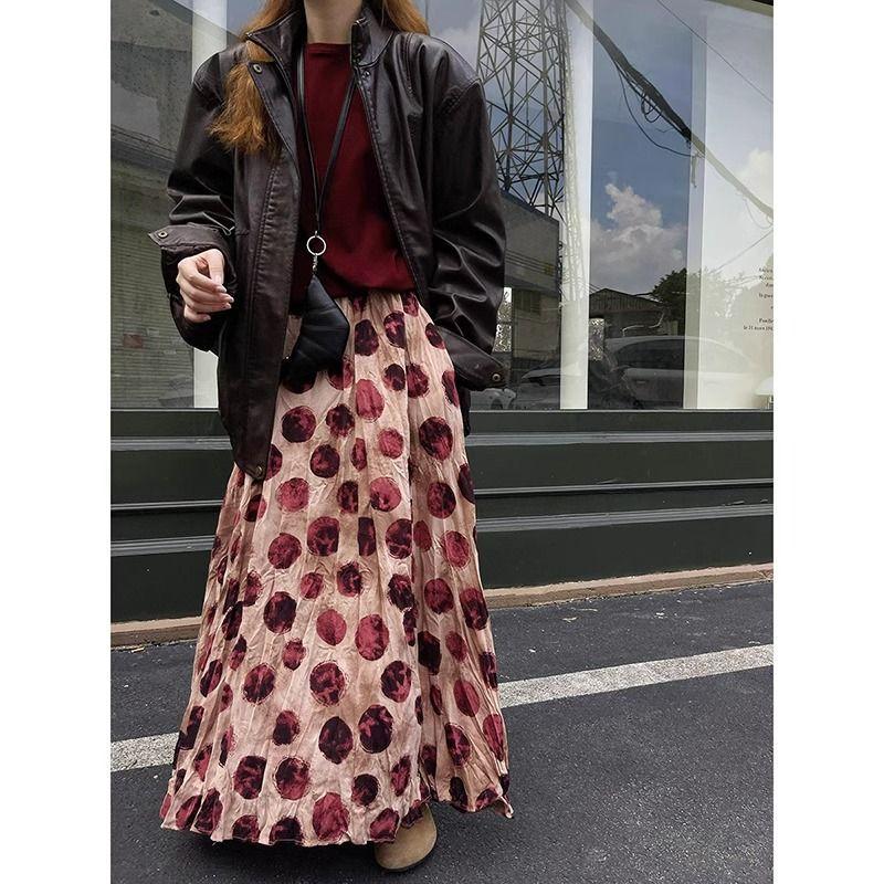 Женская юбка-полусолнце в стиле ретро с принтом прикрывает бедра, демонстрируя стройный темперамент. Летняя длинная юбка в горошек с высокой талией для женщин.