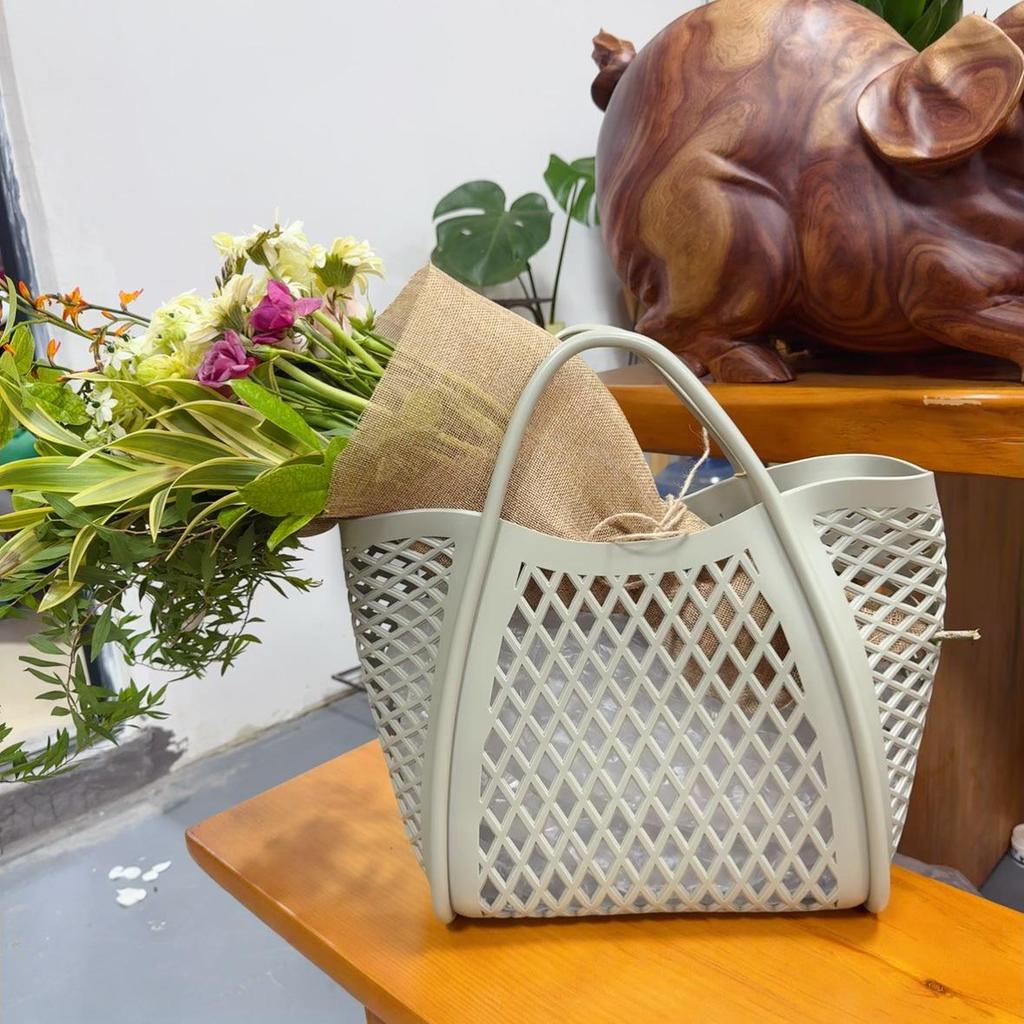 Сумочка из силиконового желе: Полая конструкция, многоцелевое использование: для покупок, пикников, пляжа, ванны и овощей.