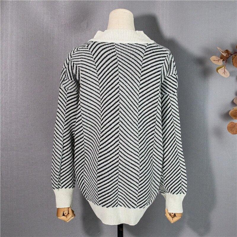 Vintage Striped V-neck Knitted Cardigan Jacket Women Loose Single-breasted Sweaters Coat Winter Fashion Korean Knitwears 29361