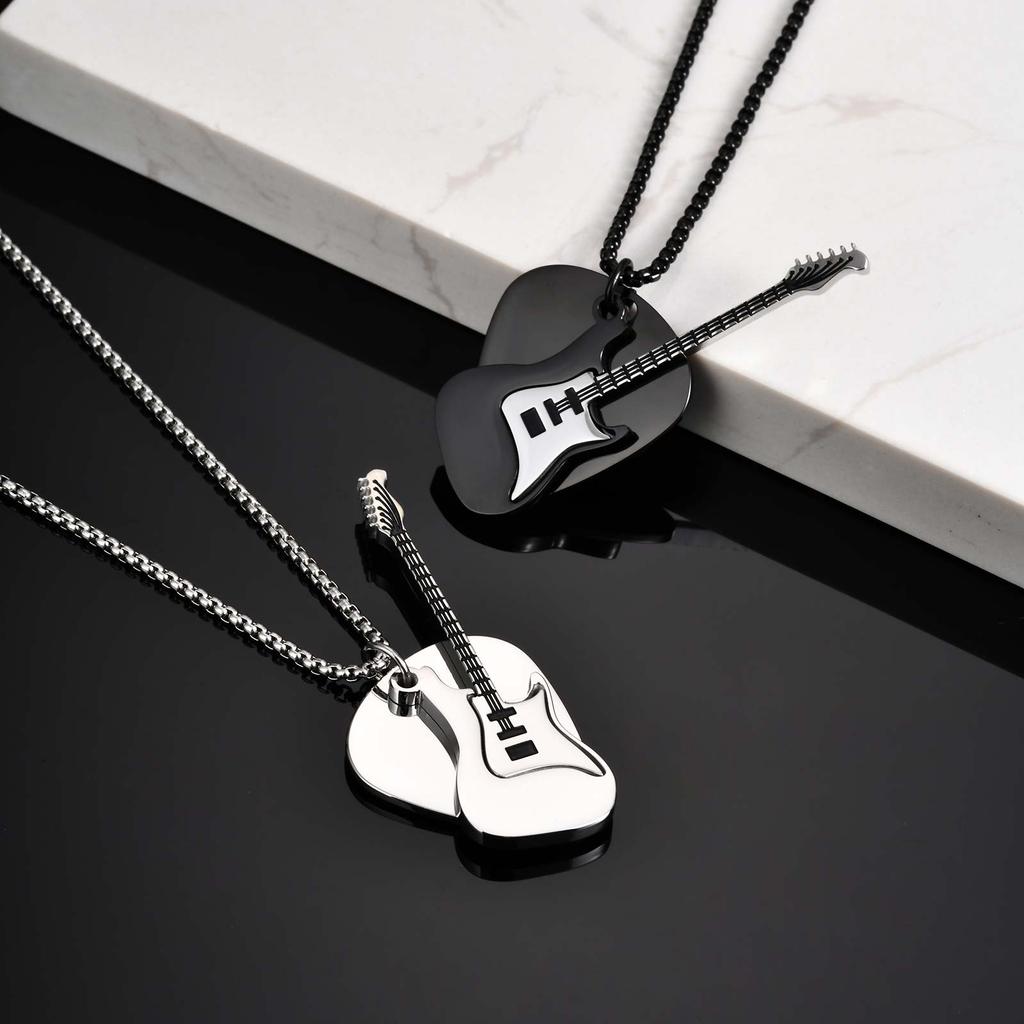 Fashion Punk Guitar Pick Pendant Necklace for Men Stainless Steel Guitar Charm Necklace Rock Hip-hop Jewelry Gift