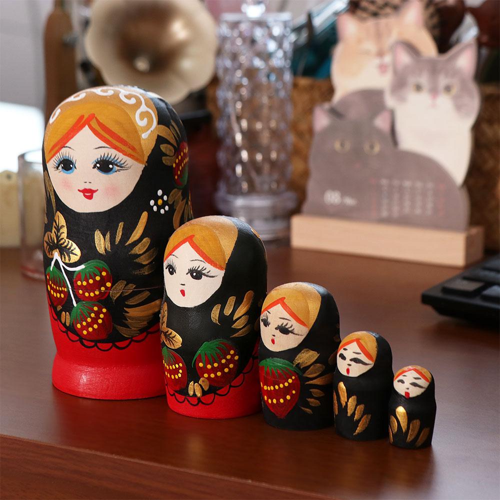Матрешка из 5 кукол «Девочки-клубнички» Русская матрешка Классические матрешки Для детей