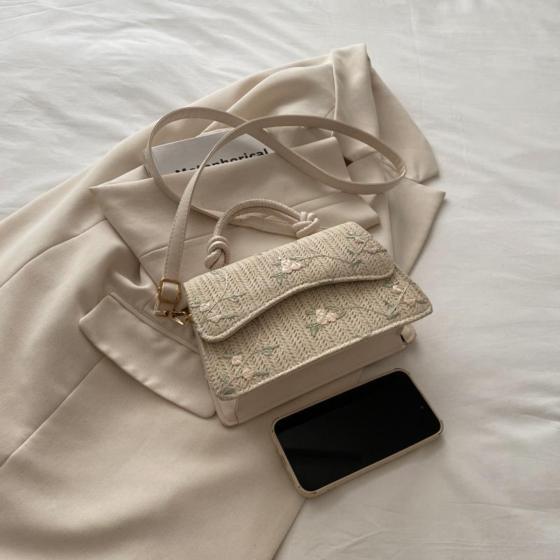 Fashionable Temperament Woven Lace Straw Personalized Summer New One-shoulder Cross-body Small Square Women's Bag Drop Shipping