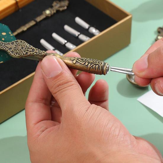 1 Set Quill Pen Set Nice-looking Meaningful Stainless Steel Smooth Writing Feather Pen Ink Kit Stationery Supplies