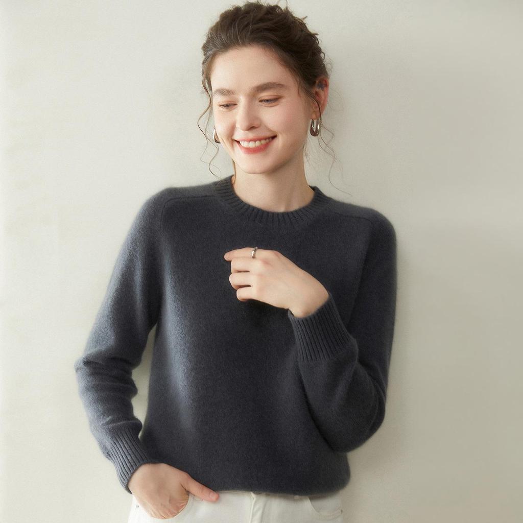 Женский кашемировый свитер с круглым вырезом - Коллекция Осень/Зима 2025, Реглан, Утепленный, Однотонный, Свободный крой, Стройнящий вязаный базовый.