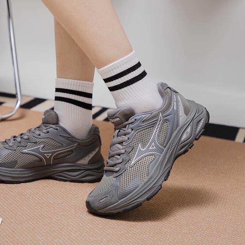 Mizuno D1GH2235-02 Дышащие сетчатые кроссовки для бега