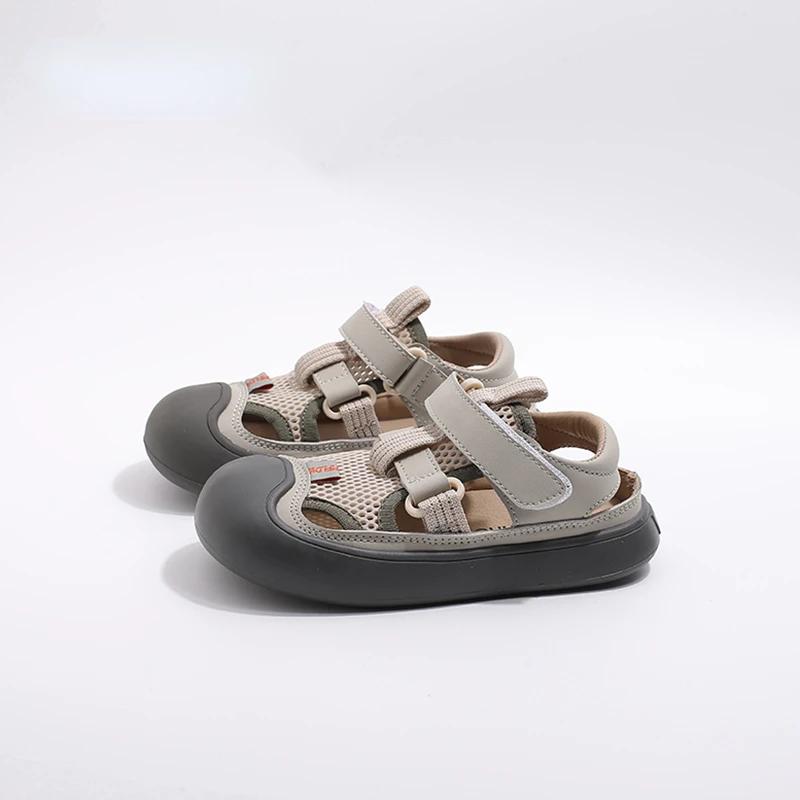 Детские сандалии для девочек 2024 года, летние, новые, модные, корейский стиль, мягкая подошва, удобные, повседневные, противоударные, универсальные, с вырезами
