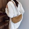 Casual Bag Women's New Simple and Fashionable Retro Shoulder Messenger Bag Niche Large-capacity Dumpling Bag