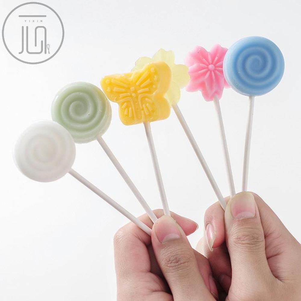 Силиконовая форма для создания конфет