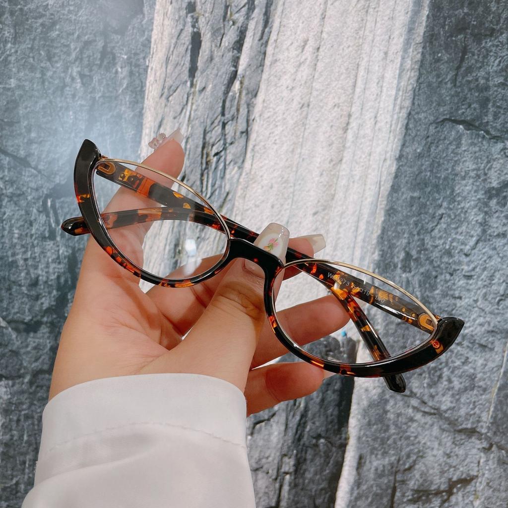 Women'S Retro Gradient Lens Chic Compact Cat Eye Sunglasses Luxury Branded Design Travel Holiday Uv Protection Casual Sunglasses