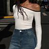 INS Fashion Style 2025 New Spring and Autumn Women's Clothing Shoulder Long Sleeves T-shirt Cross-Border off-Shoulder Silm Tops T-Shirt