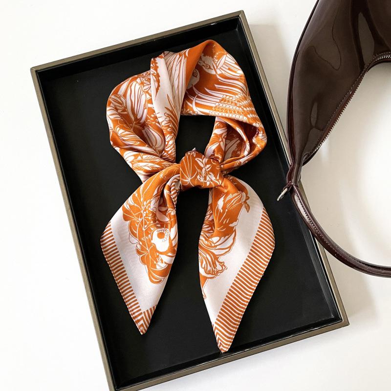 Spring And Summer Thin 70 Simulation Silk Scarf Small Square Scarf Women'S Printed Silk Scarf Versatile Temperament Scarf