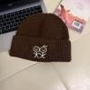[Stickman Embroidery] Knitted hat women's warm and cold hat shows a small and versatile face