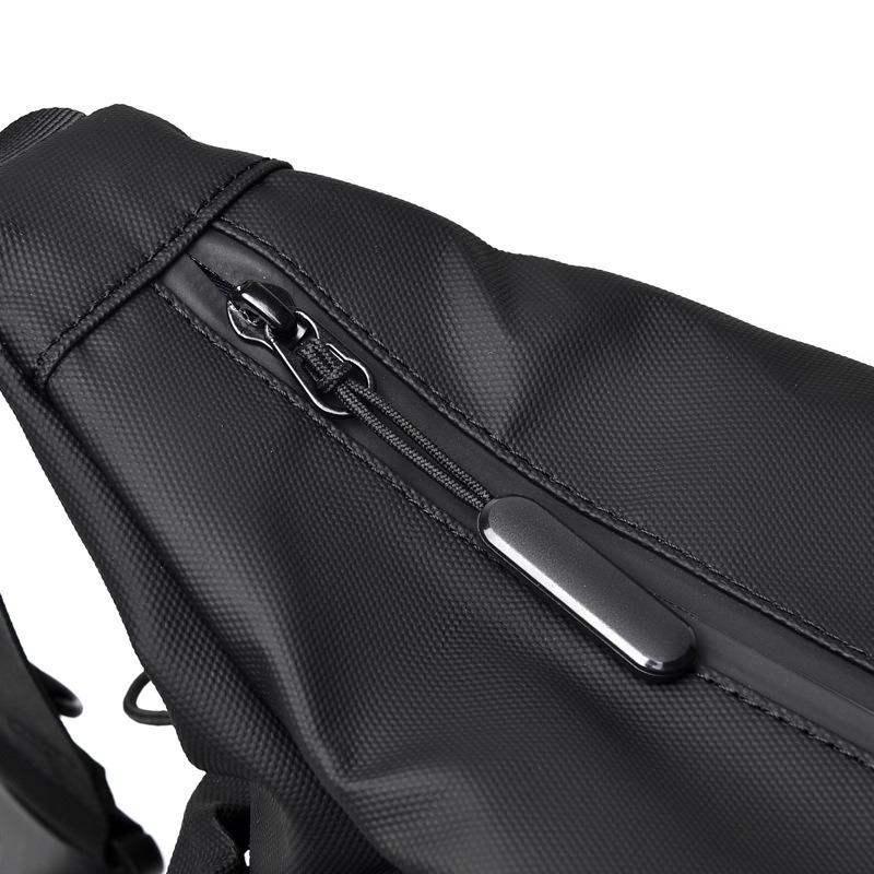 Wholesale ins trendy brand messenger bag men's waterproof Korean version shoulder bag women's fashion street small backpack men