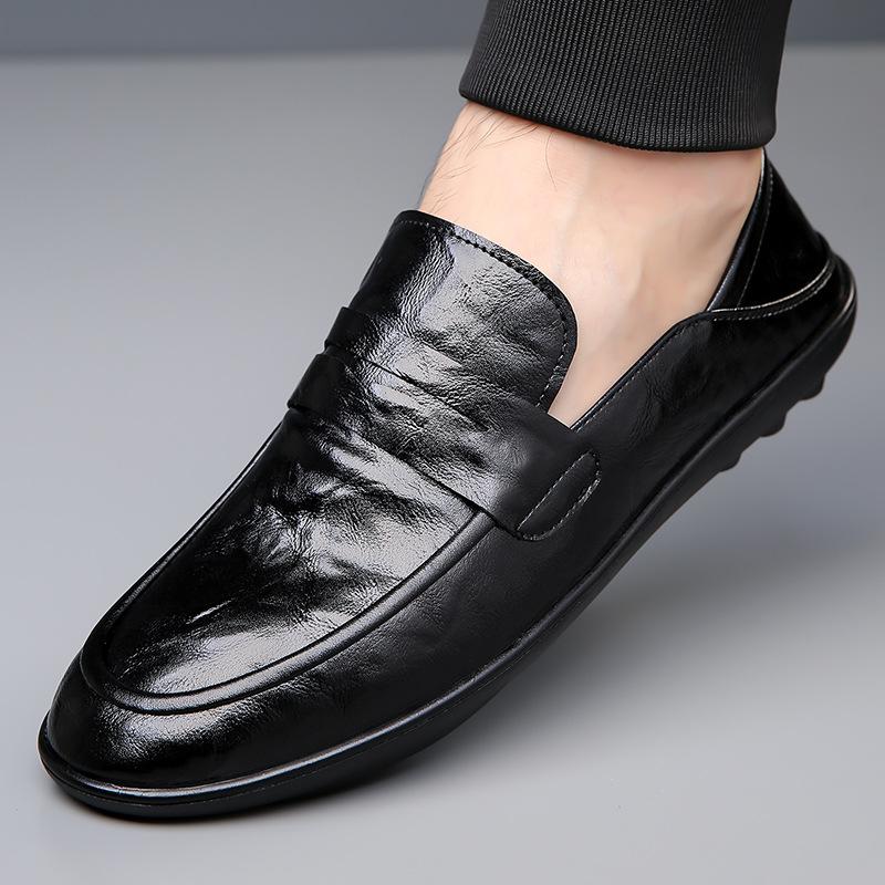 FashionBritish Style Leather Lightweight Loafers for Men Spring Autumn Designer Soft-soled Casual Slip-on Business Men's Dress Shoes