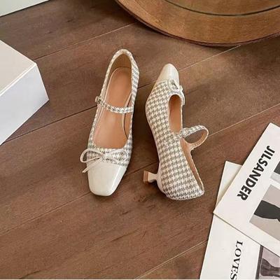 Весна и лето 2025 новые туфли Мэри Джейн на каблуке-рюмочке с квадратным носком, сеткой «тысяча птиц» и ремешком с одинарной пряжкой