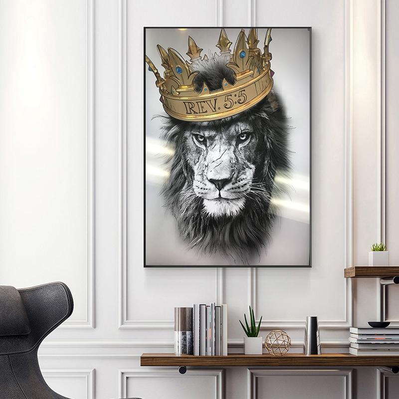 The Lion King Wearing The Crown Modern Animal Canvas Painting On Wall Art Poster and Print Wall Picture for Living Room Decoration