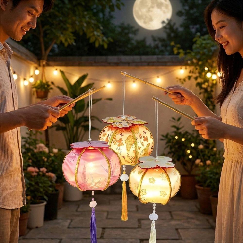 Traditional Chinese Persimmon Light with Tassel Portable Glowing Lamp Festival Gift