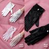 Bridal Wedding Gloves Noble And Elegant Ladies' White/Black Charming Wrist Length Ball Party Gloves