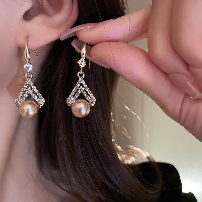 Pinkdudu Fashion Champagne Imitated Pearl Geometric Drop Earrings Romantic Luxury Inlaid Zircon Earring for Women Jewelry PD1350