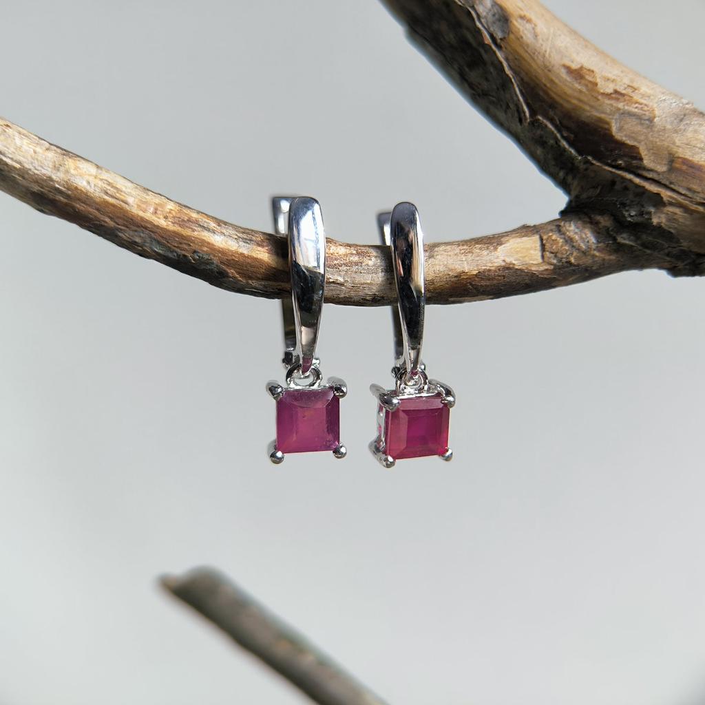 Серебряные серьги с натуральным рубином 1.99ct (2204985)